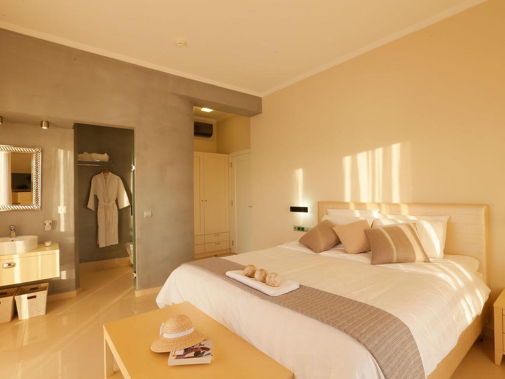 Pictures Suites Agios Stefanos Avliotes  Room photo