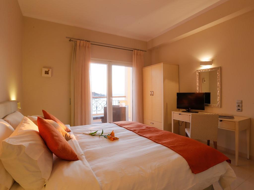 Pictures Suites Agios Stefanos Avliotes  Room photo